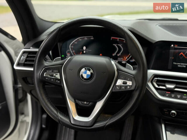 Белый БМВ 3 Серия, объемом двигателя 2 л и пробегом 99 тыс. км за 29999 $, фото 44 на Automoto.ua