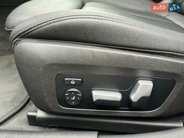 Білий БМВ 3 Серія, об'ємом двигуна 2 л та пробігом 54 тис. км за 27800 $, фото 21 на Automoto.ua