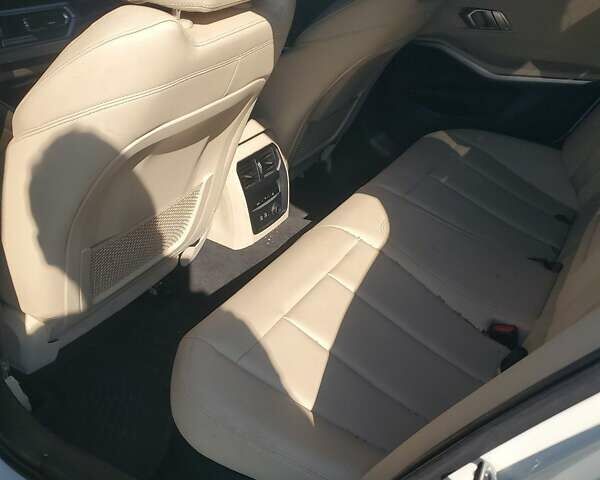 Білий БМВ 3 Серія, об'ємом двигуна 2 л та пробігом 128 тис. км за 18999 $, фото 20 на Automoto.ua