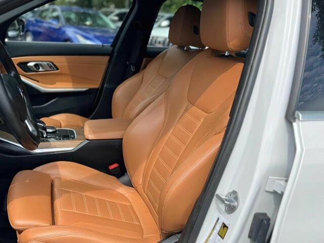 БМВ 3 Серия 2019 в Житомире на Automoto.ua Белый БМВ 3 Серия, объемом двигателя 2 л и пробегом 40 тыс. км за 9200 $, фото 10 на Automoto.ua