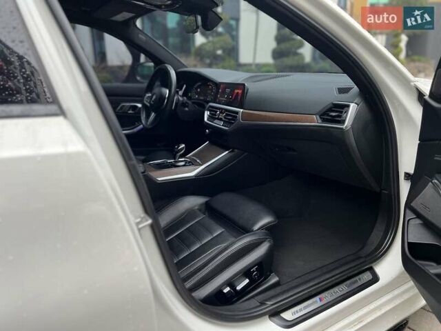 Белый БМВ 3 Серия, объемом двигателя 3 л и пробегом 115 тыс. км за 37900 $, фото 23 на Automoto.ua