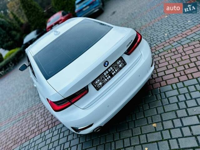 Белый БМВ 3 Серия, объемом двигателя 2 л и пробегом 179 тыс. км за 24900 $, фото 11 на Automoto.ua