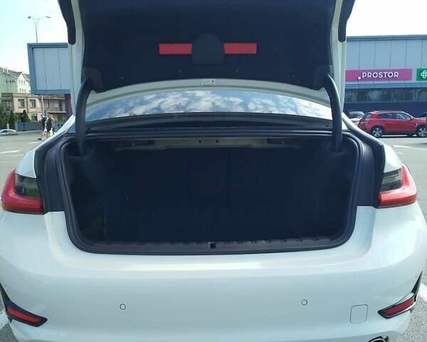 Белый БМВ 3 Серия, объемом двигателя 0 л и пробегом 116 тыс. км за 31500 $, фото 5 на Automoto.ua