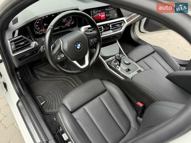 Белый БМВ 3 Серия, объемом двигателя 2 л и пробегом 111 тыс. км за 28900 $, фото 50 на Automoto.ua