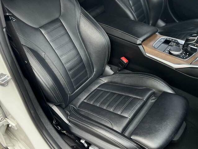 Белый БМВ 3 Серия, объемом двигателя 3 л и пробегом 115 тыс. км за 37900 $, фото 24 на Automoto.ua