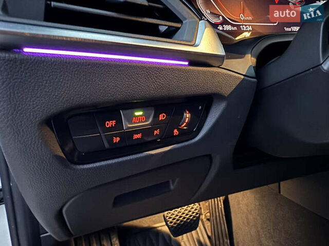 Білий БМВ 3 Серія, об'ємом двигуна 2 л та пробігом 105 тис. км за 26999 $, фото 14 на Automoto.ua