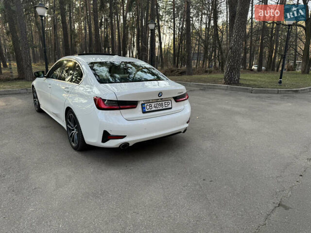Белый БМВ 3 Серия, объемом двигателя 2 л и пробегом 79 тыс. км за 27700 $, фото 2 на Automoto.ua