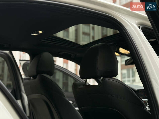 Белый БМВ 3 Серия, объемом двигателя 2 л и пробегом 99 тыс. км за 29999 $, фото 61 на Automoto.ua