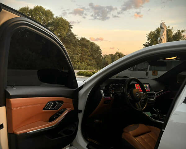 Белый БМВ 3 Серия, объемом двигателя 2 л и пробегом 138 тыс. км за 29999 $, фото 12 на Automoto.ua