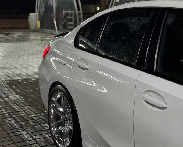 Білий БМВ 3 Серія, об'ємом двигуна 3 л та пробігом 83 тис. км за 36800 $, фото 13 на Automoto.ua