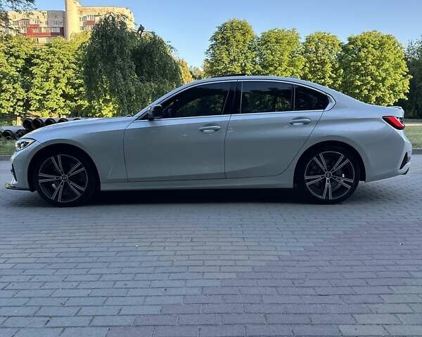 Білий БМВ 3 Серія, об'ємом двигуна 2 л та пробігом 205 тис. км за 25999 $, фото 11 на Automoto.ua