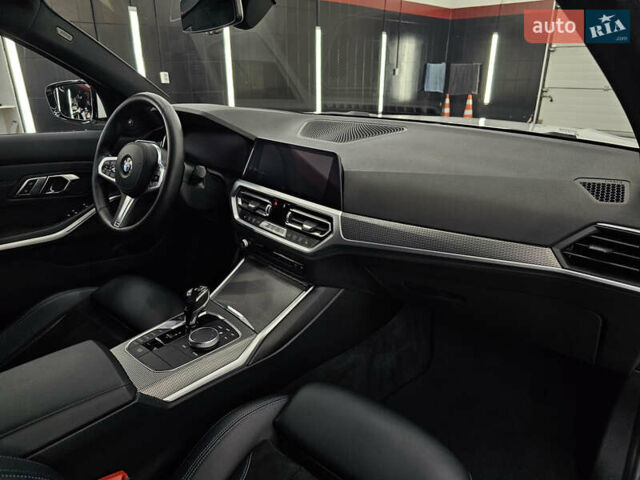 Білий БМВ 3 Серія, об'ємом двигуна 2 л та пробігом 210 тис. км за 29900 $, фото 21 на Automoto.ua