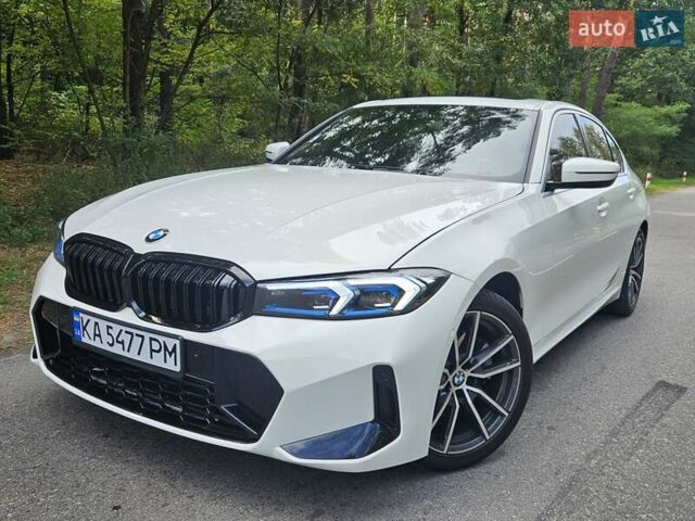 БМВ 3 Серия 2019 в Киеве на Automoto.ua Белый БМВ 3 Серия, объемом двигателя 2 л и пробегом 132 тыс. км за 25950 $, фото 4 на Automoto.ua