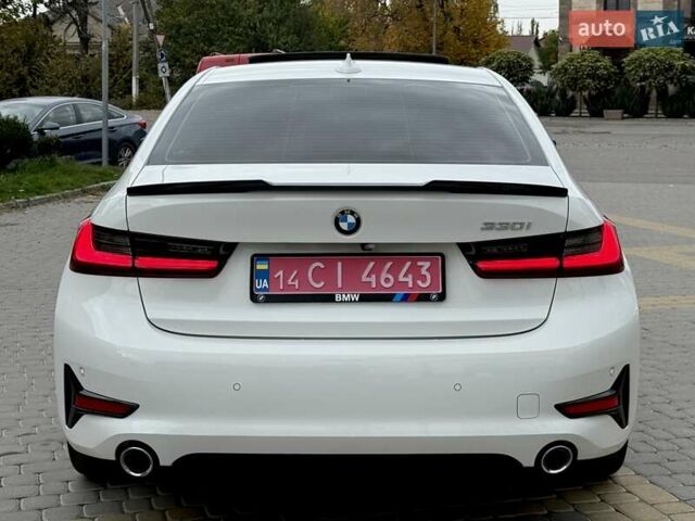 Белый БМВ 3 Серия, объемом двигателя 2 л и пробегом 111 тыс. км за 28900 $, фото 7 на Automoto.ua