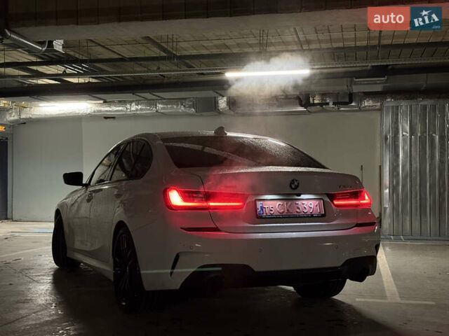 Білий БМВ 3 Серія, об'ємом двигуна 2 л та пробігом 68 тис. км за 29999 $, фото 5 на Automoto.ua