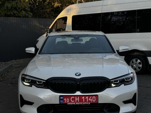 Белый БМВ 3 Серия, объемом двигателя 2 л и пробегом 135 тыс. км за 26400 $, фото 5 на Automoto.ua