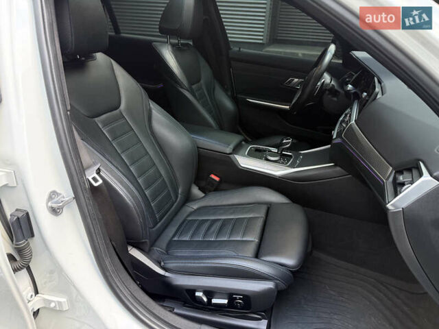 Білий БМВ 3 Серія, об'ємом двигуна 3 л та пробігом 78 тис. км за 40000 $, фото 16 на Automoto.ua