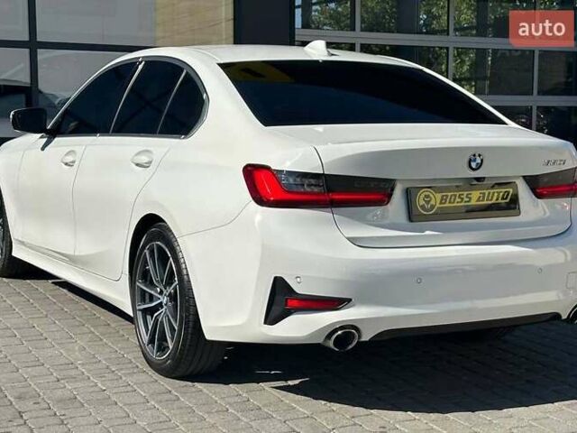 Белый БМВ 3 Серия, объемом двигателя 2 л и пробегом 98 тыс. км за 31200 $, фото 4 на Automoto.ua