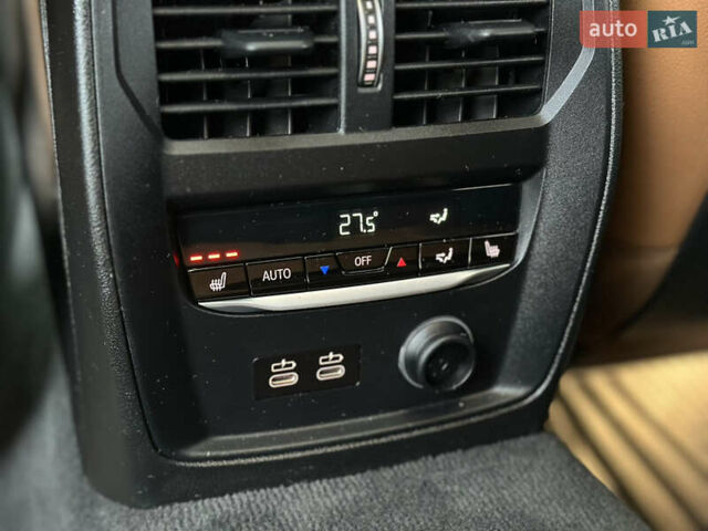 Білий БМВ 3 Серія, об'ємом двигуна 2 л та пробігом 69 тис. км за 30500 $, фото 18 на Automoto.ua