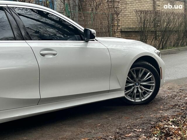 Белый БМВ 3 Серия, объемом двигателя 2 л и пробегом 135 тыс. км за 24990 $, фото 8 на Automoto.ua