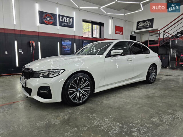 Білий БМВ 3 Серія, об'ємом двигуна 2 л та пробігом 210 тис. км за 29900 $, фото 11 на Automoto.ua