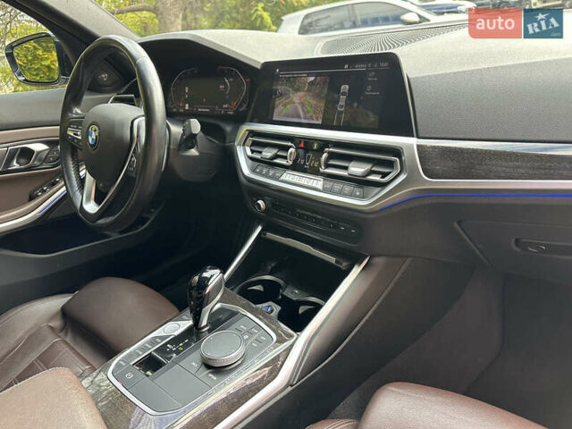 БМВ 3 Серия 2019 в Одессе на Automoto.ua Белый БМВ 3 Серия, объемом двигателя 2 л и пробегом 61 тыс. км за 35000 $, фото 7 на Automoto.ua