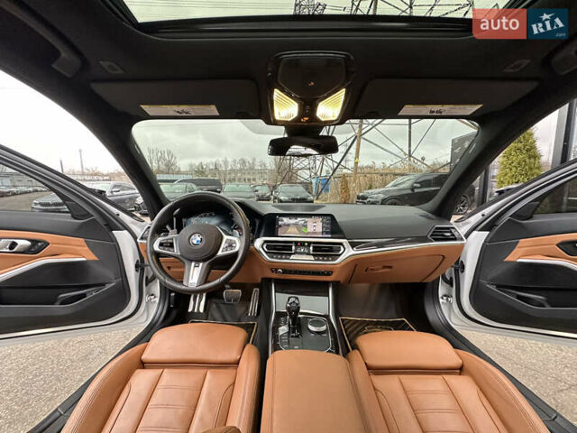 Білий БМВ 3 Серія, об'ємом двигуна 2 л та пробігом 69 тис. км за 30500 $, фото 21 на Automoto.ua