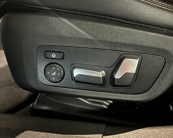 Белый БМВ 3 Серия, объемом двигателя 2 л и пробегом 54 тыс. км за 33200 $, фото 19 на Automoto.ua