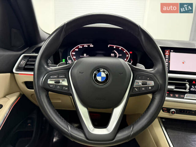 Белый БМВ 3 Серия, объемом двигателя 2 л и пробегом 100 тыс. км за 29999 $, фото 11 на Automoto.ua