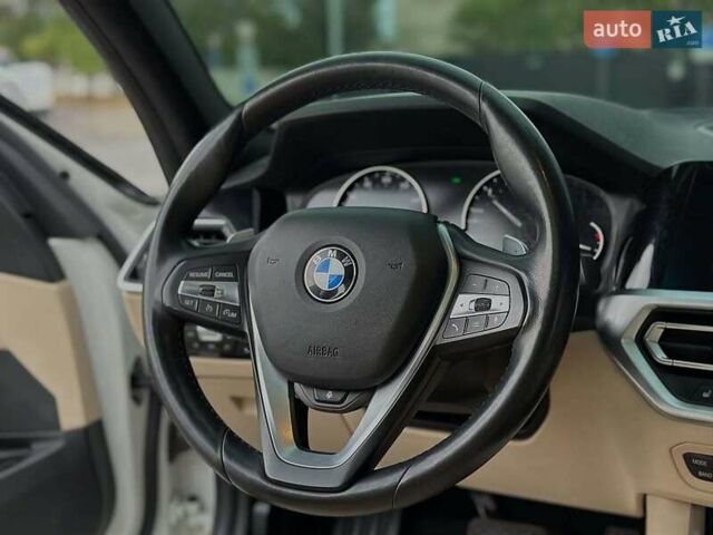 Белый БМВ 3 Серия, объемом двигателя 2 л и пробегом 95 тыс. км за 26500 $, фото 13 на Automoto.ua