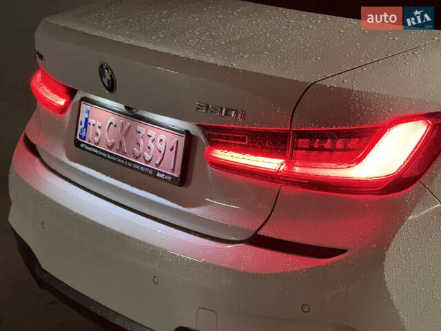 Білий БМВ 3 Серія, об'ємом двигуна 2 л та пробігом 68 тис. км за 29999 $, фото 9 на Automoto.ua