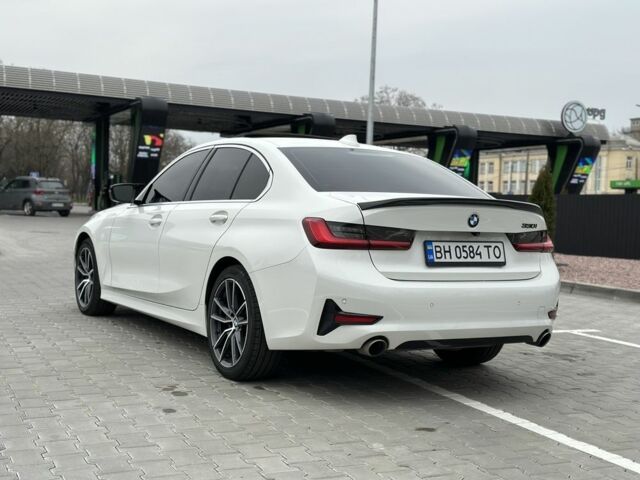 Белый БМВ 3 Серия, объемом двигателя 2 л и пробегом 105 тыс. км за 26800 $, фото 19 на Automoto.ua