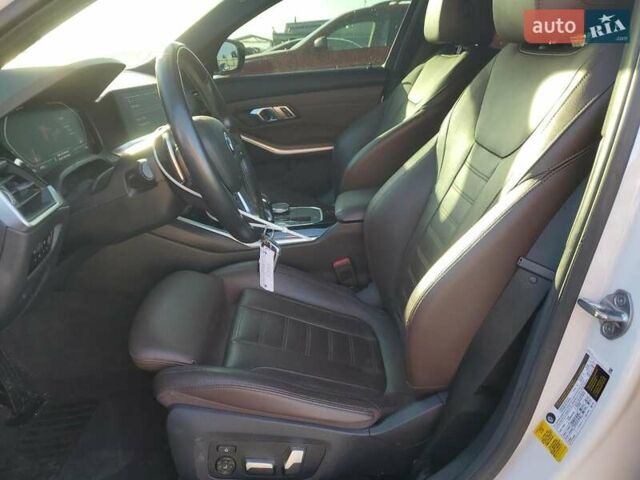 Белый БМВ 3 Серия, объемом двигателя 2 л и пробегом 87 тыс. км за 9500 $, фото 6 на Automoto.ua