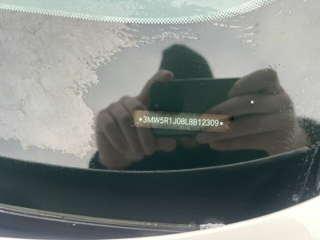 Білий БМВ 3 Серія, об'ємом двигуна 2 л та пробігом 112 тис. км за 29999 $, фото 9 на Automoto.ua