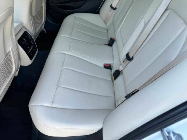 Белый БМВ 3 Серия, объемом двигателя 2 л и пробегом 47 тыс. км за 6800 $, фото 10 на Automoto.ua