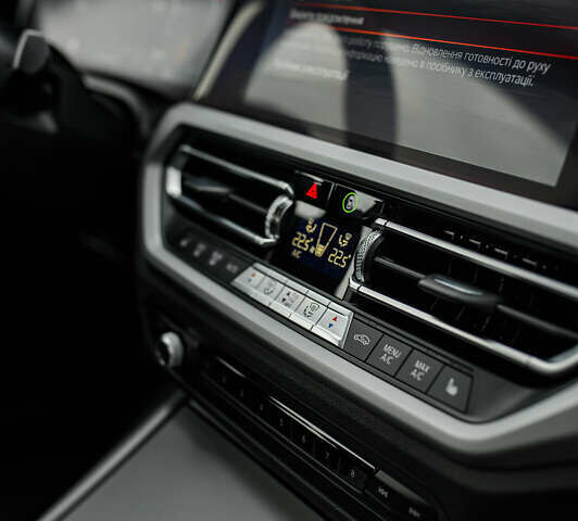 Белый БМВ 3 Серия, объемом двигателя 2 л и пробегом 163 тыс. км за 32500 $, фото 24 на Automoto.ua