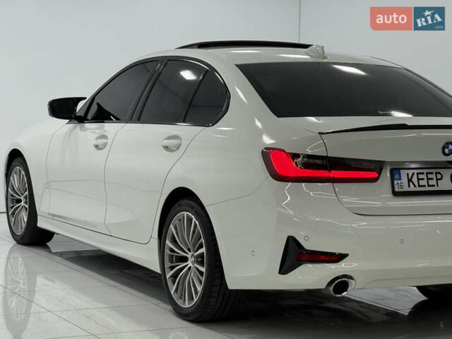 Білий БМВ 3 Серія, об'ємом двигуна 2 л та пробігом 36 тис. км за 35500 $, фото 11 на Automoto.ua