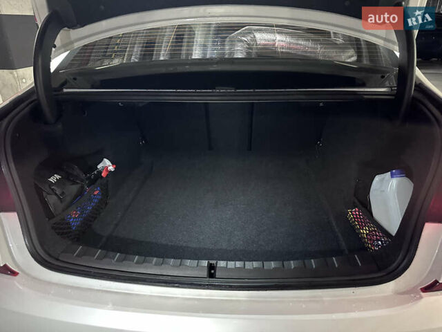 Белый БМВ 3 Серия, объемом двигателя 3 л и пробегом 59 тыс. км за 45900 $, фото 21 на Automoto.ua