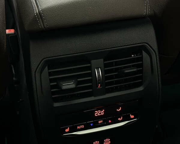 Білий БМВ 3 Серія, об'ємом двигуна 2 л та пробігом 36 тис. км за 35500 $, фото 27 на Automoto.ua