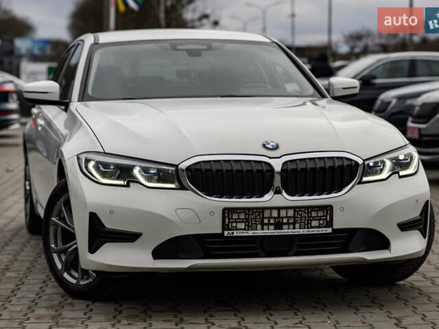 Белый БМВ 3 Серия, объемом двигателя 2 л и пробегом 163 тыс. км за 32500 $, фото 12 на Automoto.ua