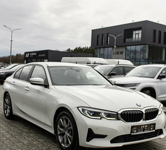 Белый БМВ 3 Серия, объемом двигателя 2 л и пробегом 163 тыс. км за 32500 $, фото 7 на Automoto.ua