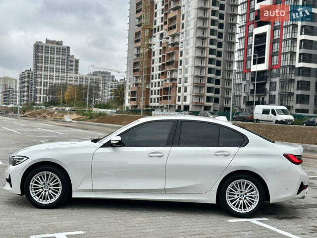Белый БМВ 3 Серия, объемом двигателя 2 л и пробегом 53 тыс. км за 28700 $, фото 18 на Automoto.ua