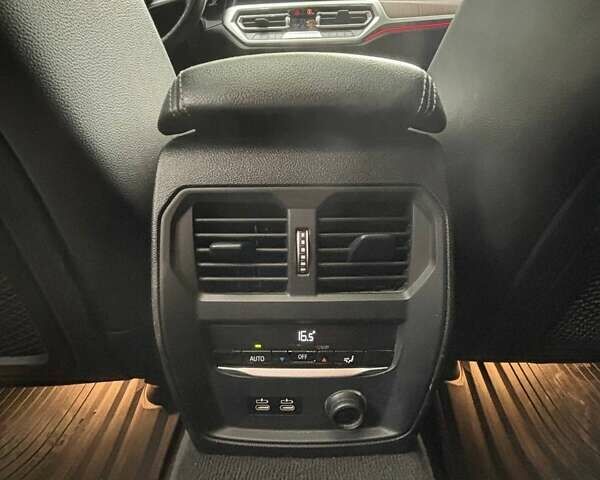 Білий БМВ 3 Серія, об'ємом двигуна 3 л та пробігом 142 тис. км за 48900 $, фото 19 на Automoto.ua