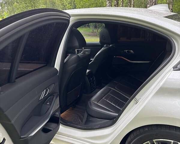 Білий БМВ 3 Серія, об'ємом двигуна 3 л та пробігом 142 тис. км за 48900 $, фото 17 на Automoto.ua