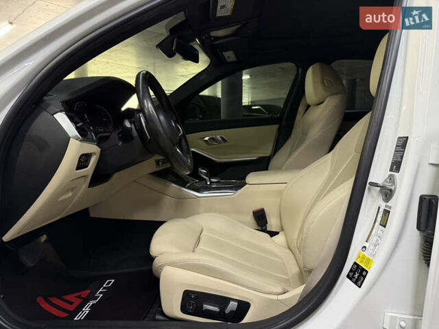 Белый БМВ 3 Серия, объемом двигателя 2 л и пробегом 69 тыс. км за 26900 $, фото 20 на Automoto.ua