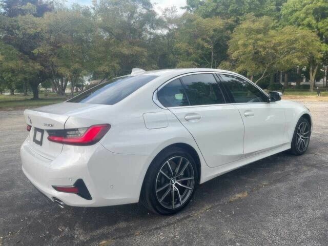 Білий БМВ 3 Серія, об'ємом двигуна 2 л та пробігом 47 тис. км за 17800 $, фото 3 на Automoto.ua