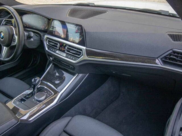 БМВ 3 Серия 2020 в Ровно на Automoto.ua Белый БМВ 3 Серия, объемом двигателя 3 л и пробегом 40 тыс. км за 30300 $, фото 9 на Automoto.ua