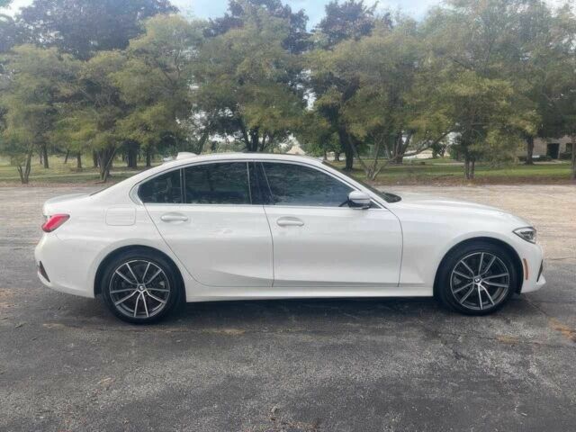 Білий БМВ 3 Серія, об'ємом двигуна 2 л та пробігом 47 тис. км за 17800 $, фото 2 на Automoto.ua