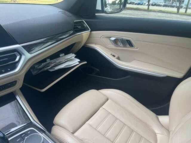 Білий БМВ 3 Серія, об'ємом двигуна 2 л та пробігом 47 тис. км за 17800 $, фото 7 на Automoto.ua