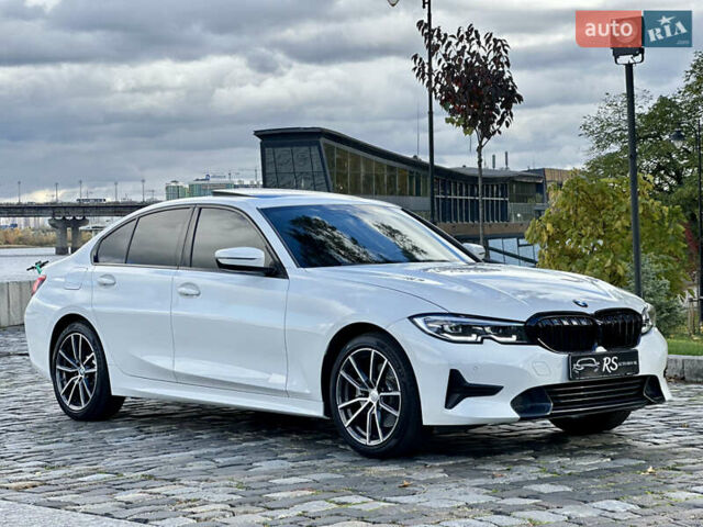 Белый БМВ 3 Серия, объемом двигателя 2 л и пробегом 116 тыс. км за 27500 $, фото 7 на Automoto.ua